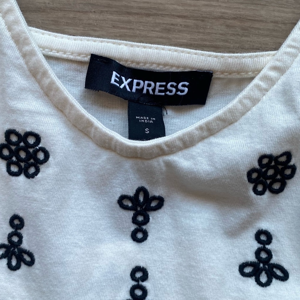 NWT Express Tank - Picture 2 of 7